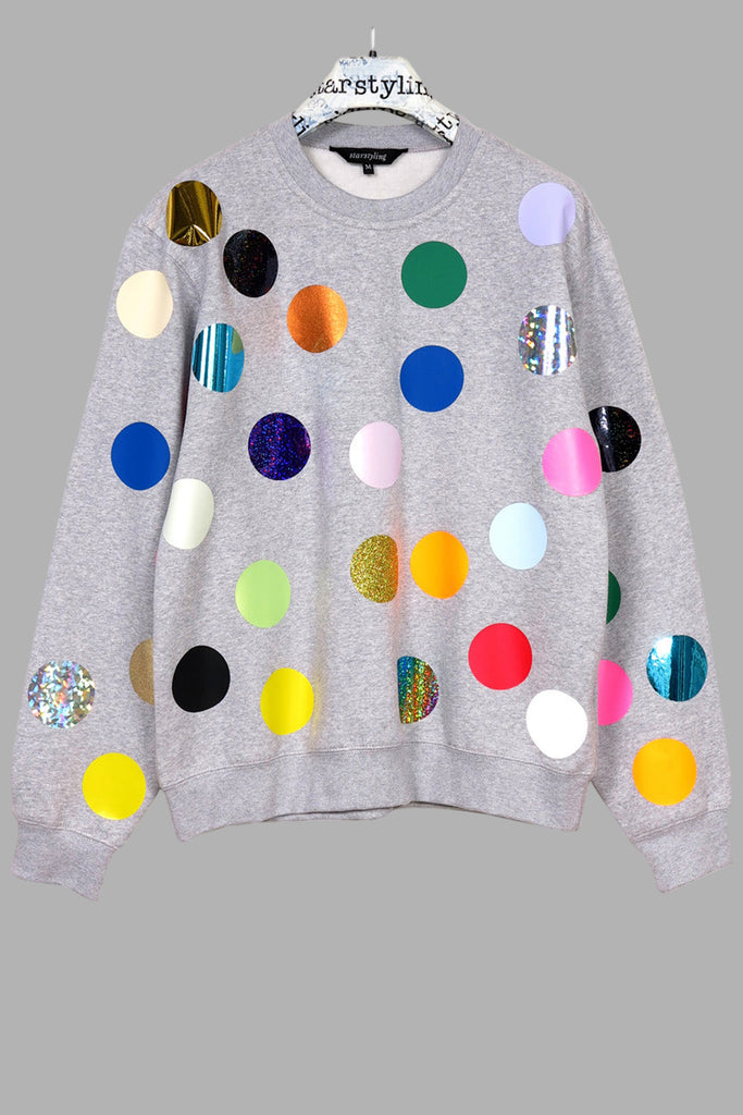 grey jumper printed with colorful polka Dots 