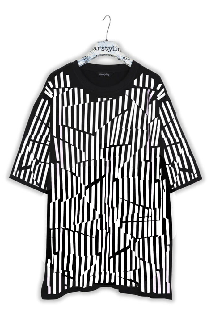 Striped oversized t-shirt in black with white stripes