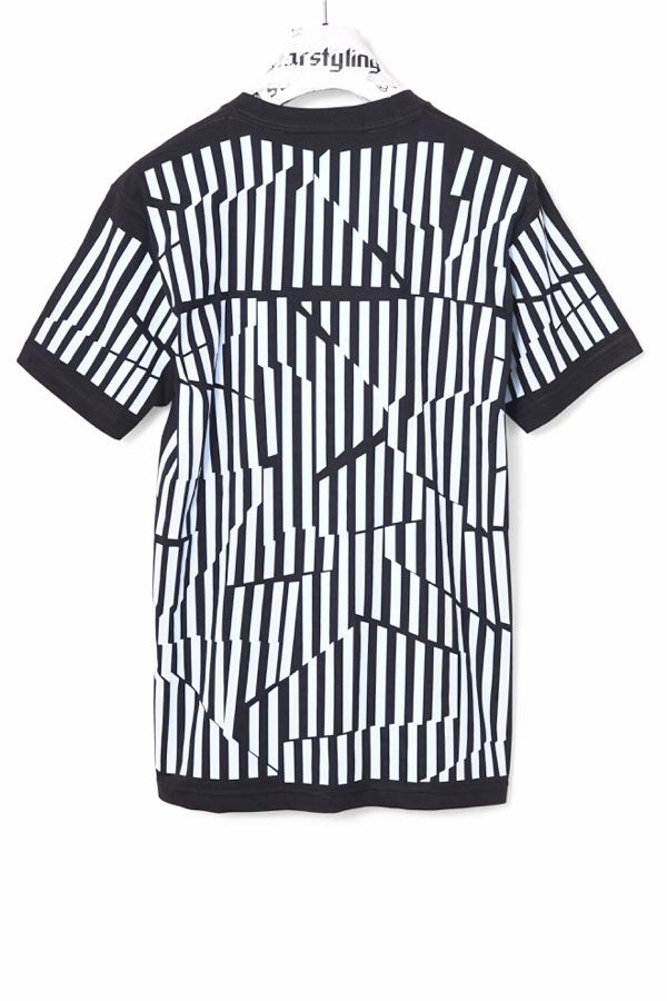 Striped t-shirt in black