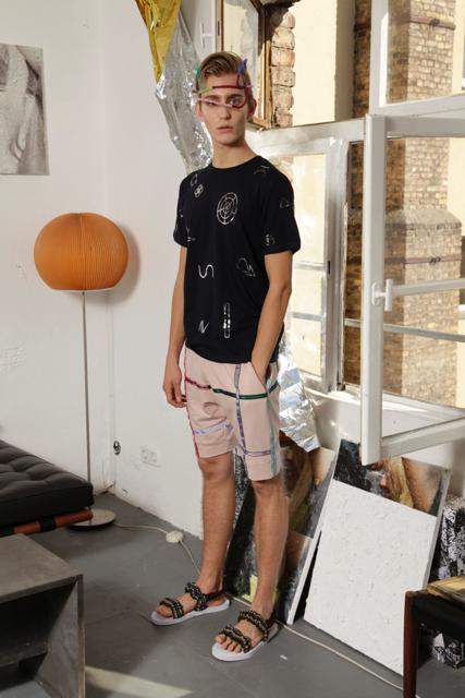 forms-t-shirt-t-shirts-modelle-6714-2_f81ef3cd-9770-4965-8a0a-13aa48129615 - starstyling