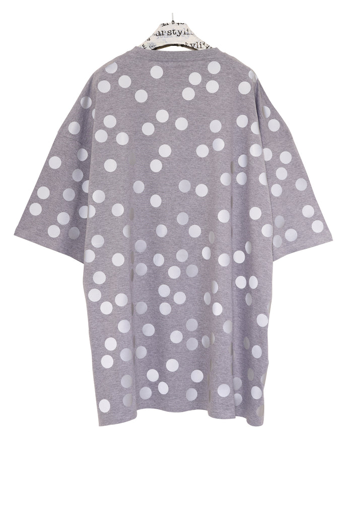 Oversized grey t-shirt with reflective polka dots on front and backFull Points Bigshirt