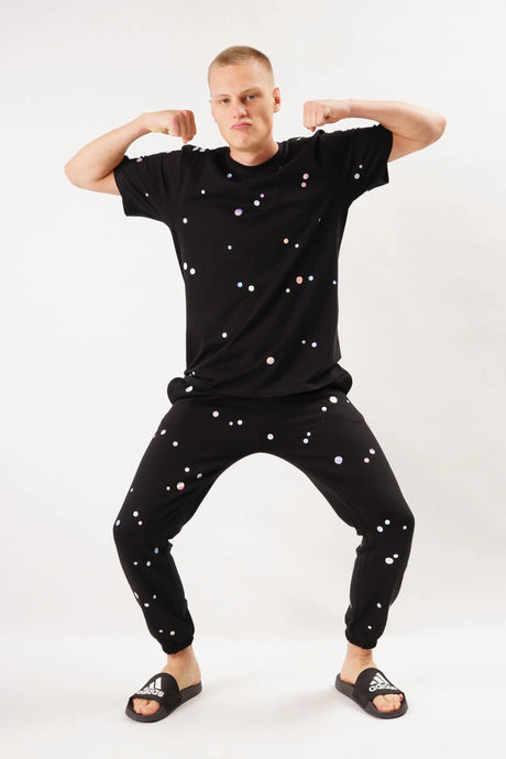 holo_t-shirt_model - starstyling