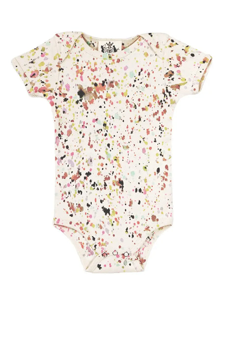 Short-sleeve baby bodysuit with colorful paint splatter pattern on white fabric
